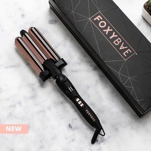 Foxybae Rose Gold Wavy Baby Triple Waver